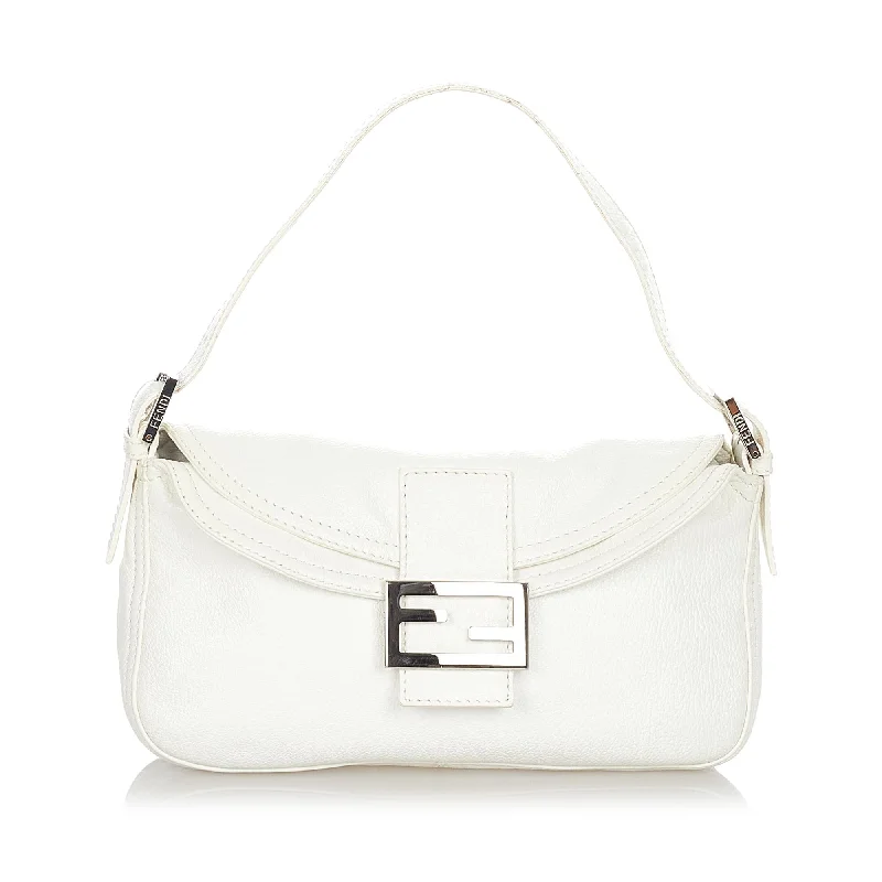 Fendi Leather Baguette (SHG-23602)